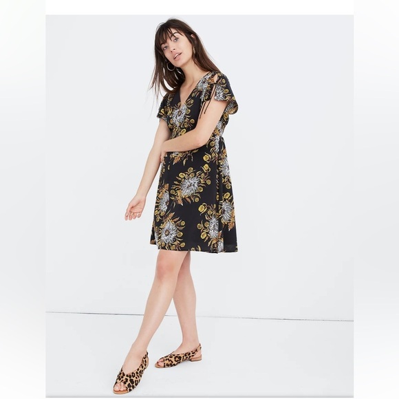 Madewell Black Open Back Flutter Sleeve Mini Dress in Painted Blooms - Picture 2 of 13